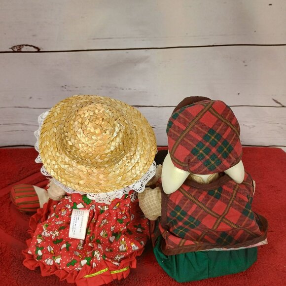 House Of Lloyd Christmas Grandpa Floyd & Flossie Bunny Shelf Sitters With Festiv - Picture 2 of 8